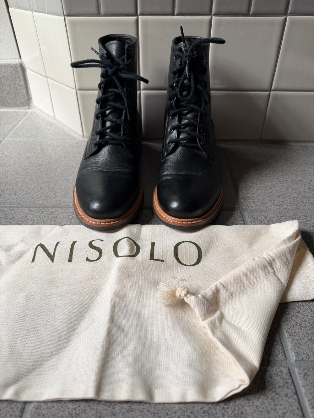 Nisolo Amalia All Weather Black Leather Lace Up Ankle Boots Women’s Sz 7